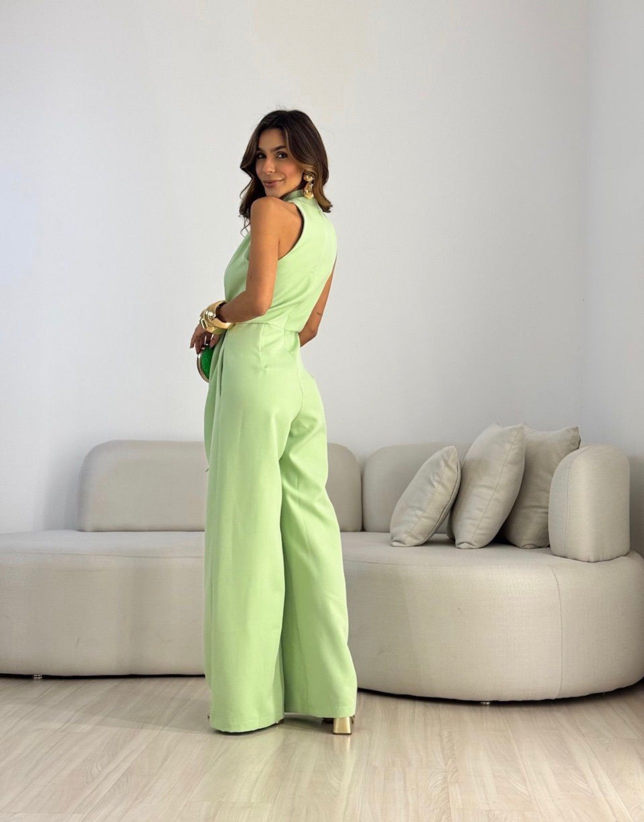Set senza maniche con allacciatura al collo e pantaloni casual a gamba larga