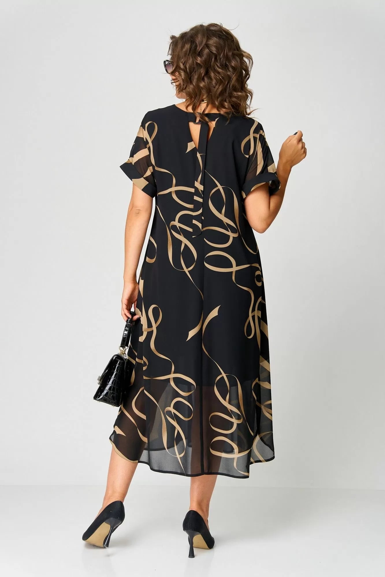 NORA | ABITO ACCOGLIENTE ED ELEGANTE