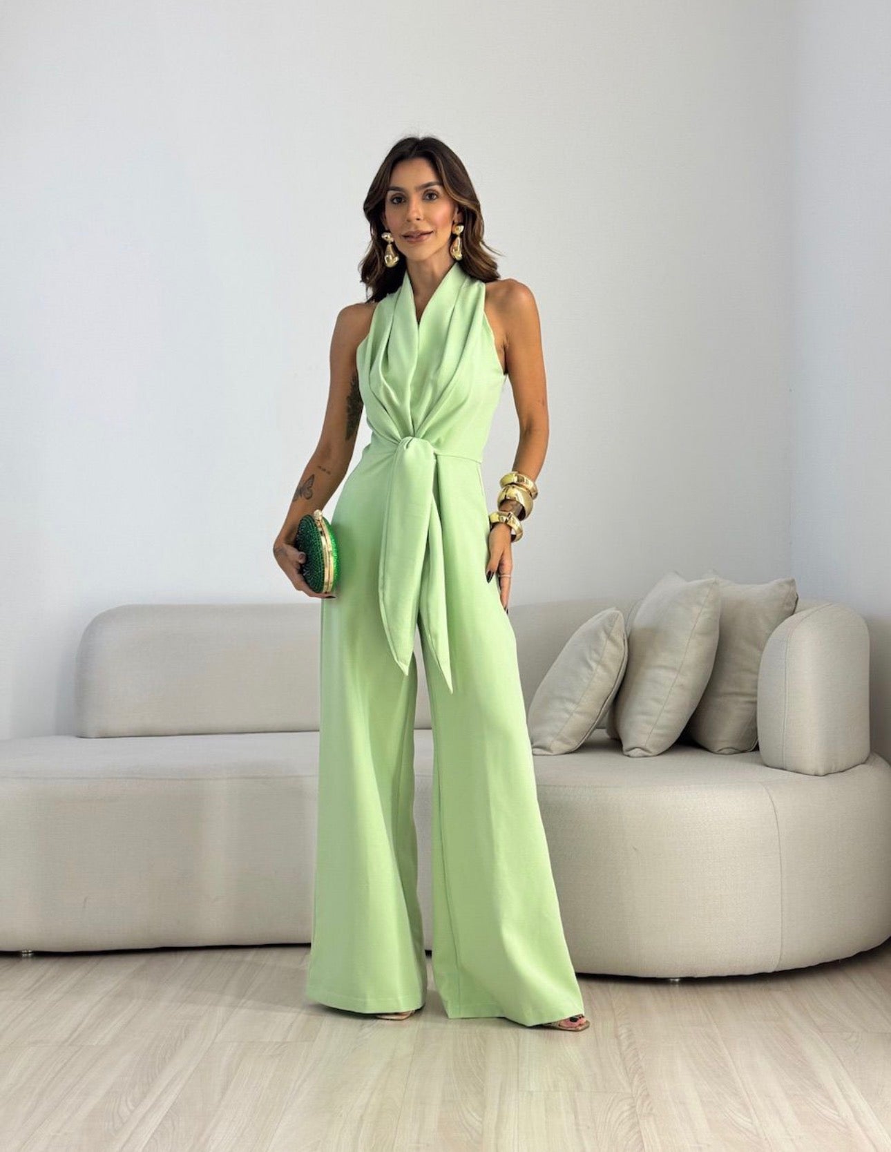 Set senza maniche con allacciatura al collo e pantaloni casual a gamba larga