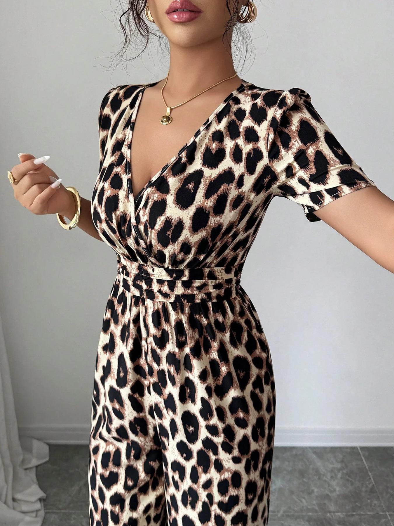 Tuta con stampa animalier – Taglio che valorizza tutte le silhouette