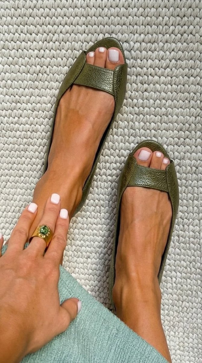 Adelina Sandali Dorati Comfort Chic - Serena Roma