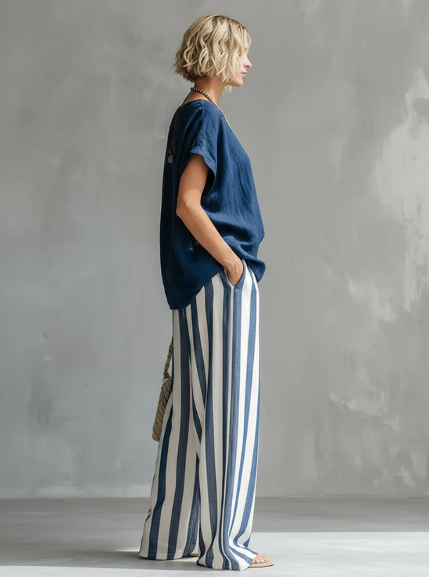 Set due pezzi in cotone e lino a righe, vestibilità leggera