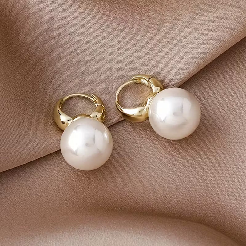 Sensibilizzazione sul tumore al seno | Orecchini classici con perle | 1+1 Gratis - Serena Roma