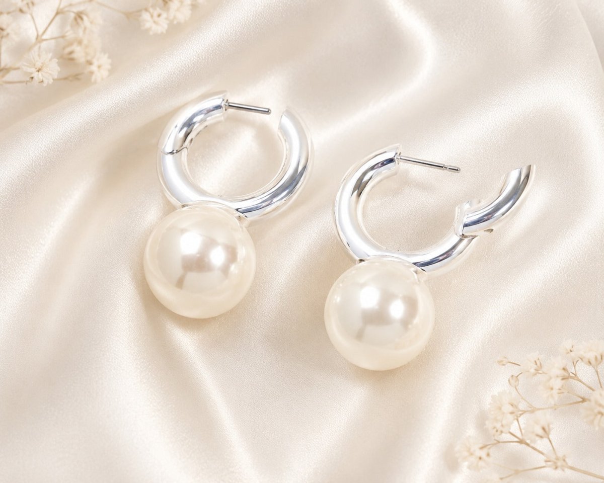 Sensibilizzazione sul tumore al seno | Orecchini classici con perle argentati | 1+1 Gratis - Serena Roma